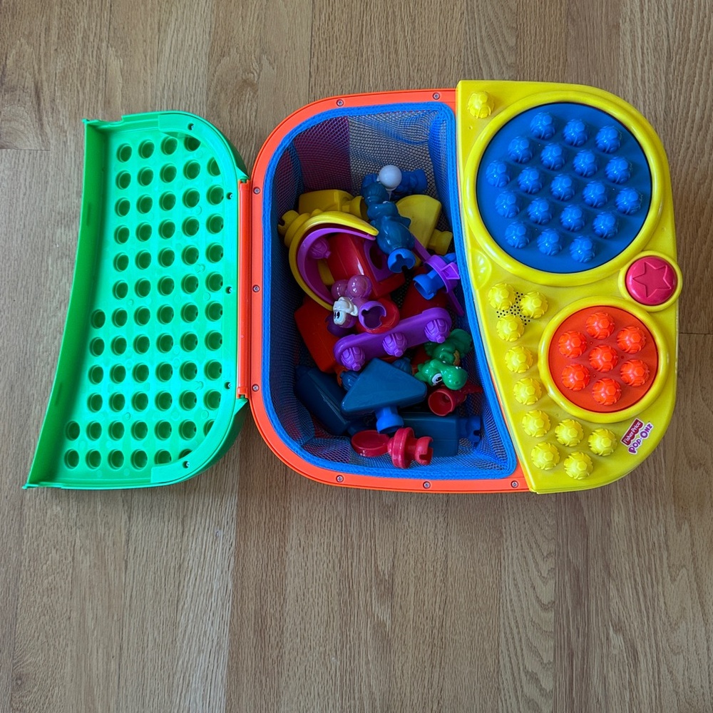 Vintage 2004 Fisher-Price POP-ONZ Pop ‘N Twirl Building Table - Picture 5 of 5